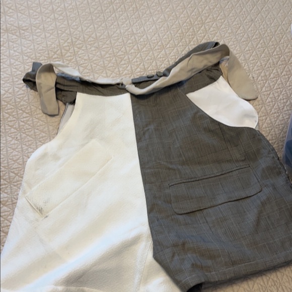 Shorts - Picture 15 of 16